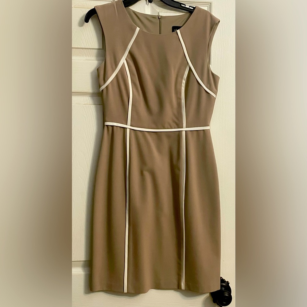 Connected Apparel Size 8 camel color dress